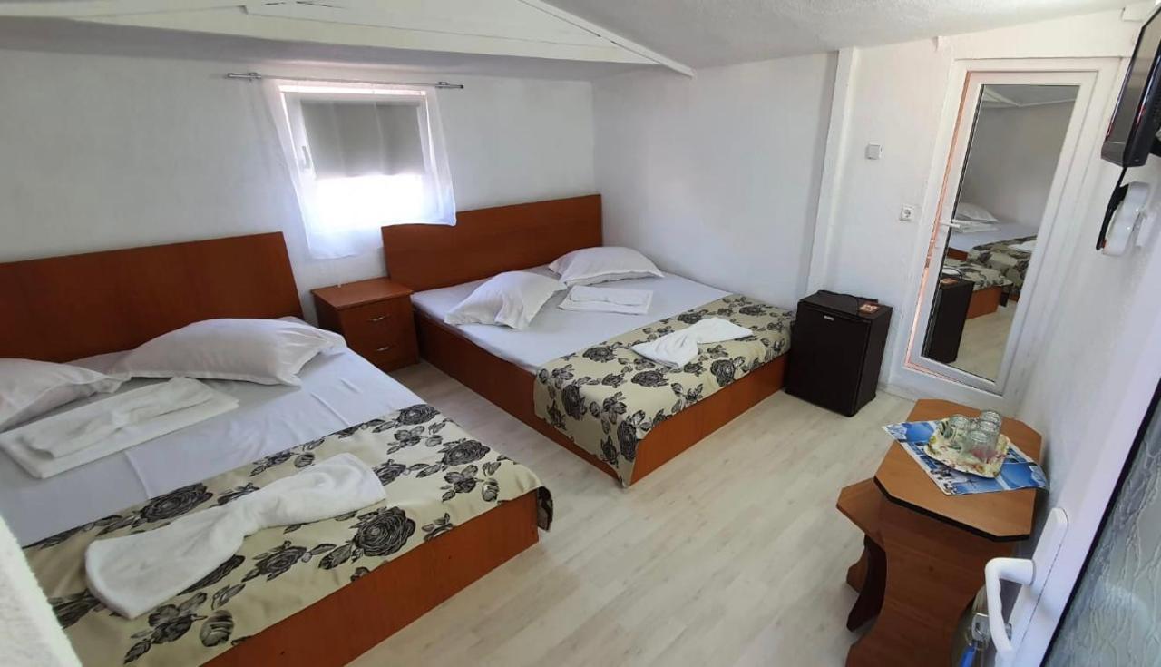 Bfamily Minihotel Costineşti Exterior foto